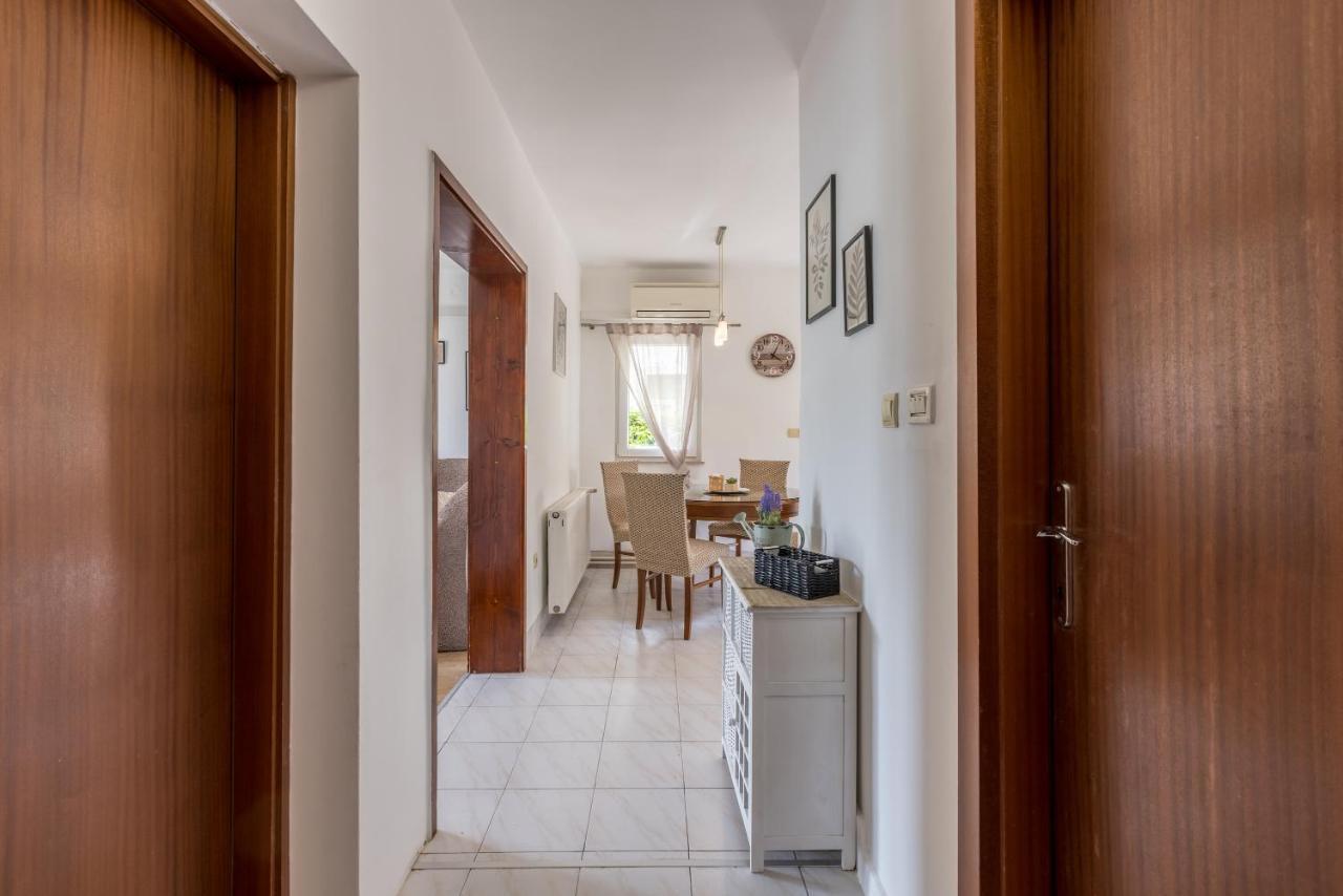Citrus Accommodation Каштела Экстерьер фото