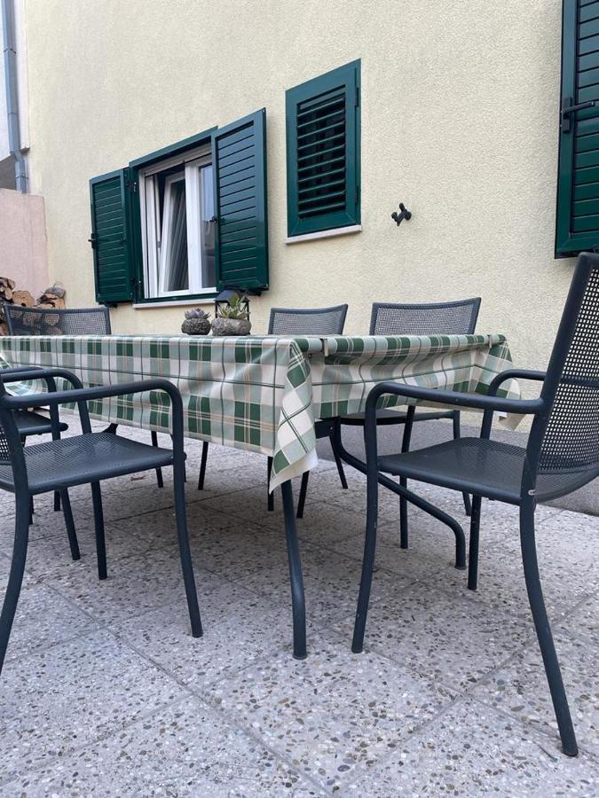 Citrus Accommodation Каштела Экстерьер фото
