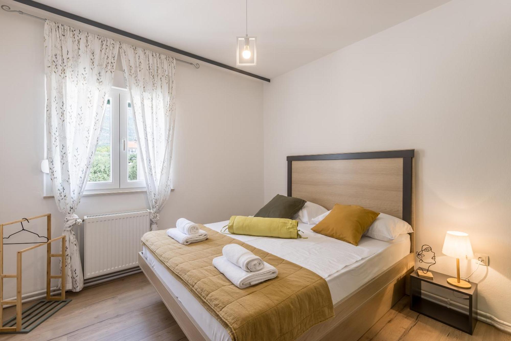 Citrus Accommodation Каштела Экстерьер фото