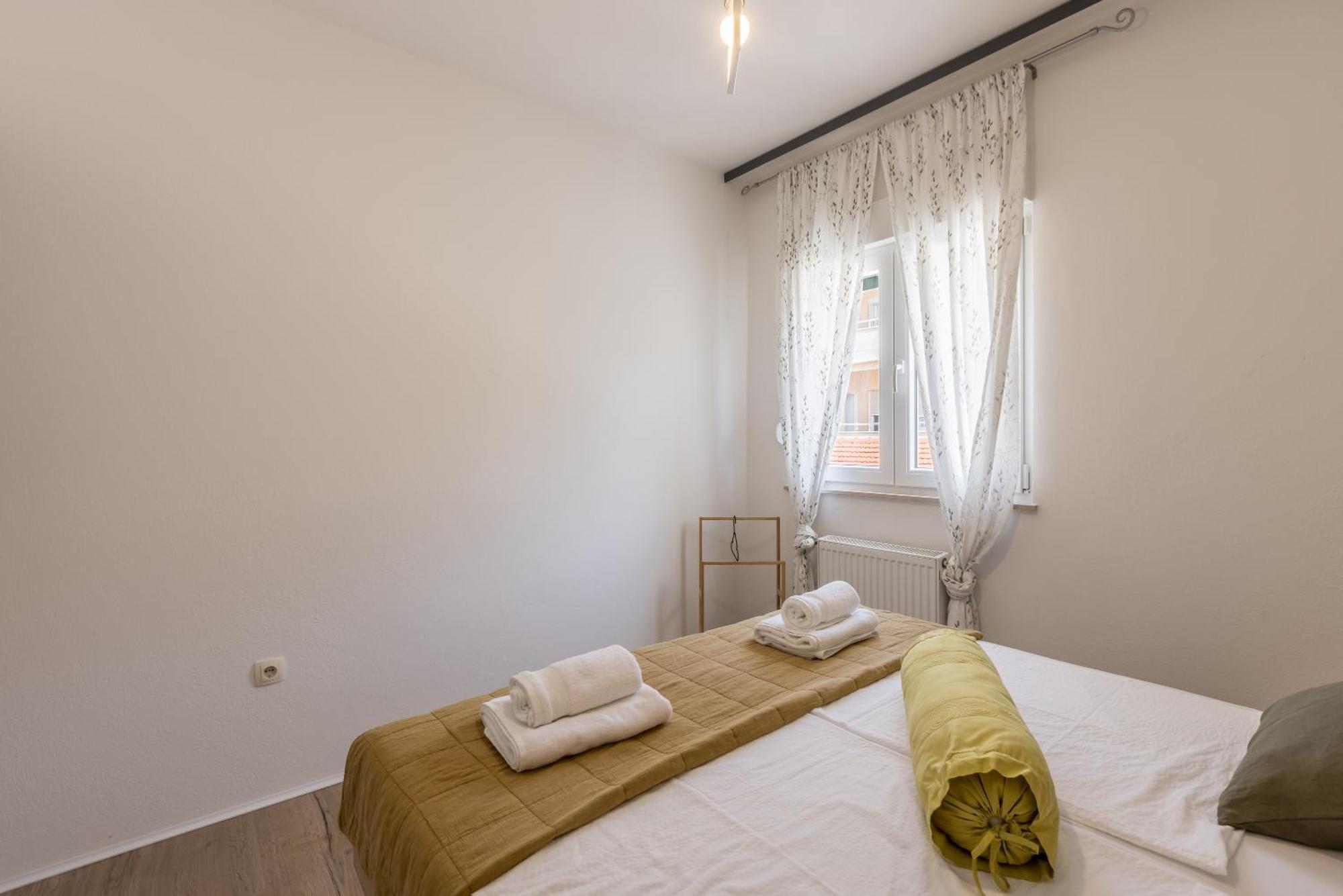 Citrus Accommodation Каштела Экстерьер фото